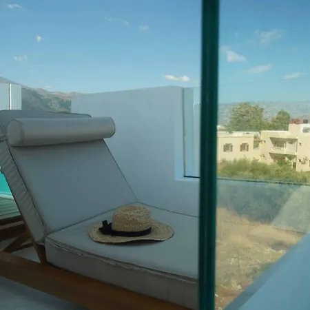 Smaris Collection Luxury Villas/cosmopolitan Villa,heated Pool Sissi